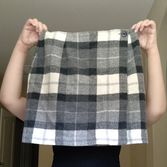 Vintage Chelsea Studio Gray and White Plaid Wrap Front Wool Blend Mini Skirt - Picture 1 of 3